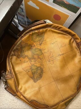 Alviero Martini l’illase Crossbody Bag in Tan & Green